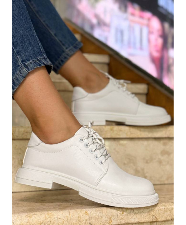 Туфлі на шнурівці, білі Туфлі на шнурівці, білі